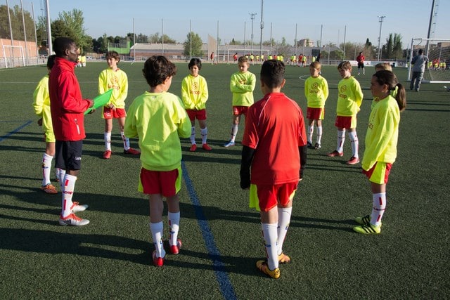 alumnos_lecop_trabajando_en_equipo