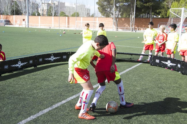 alumnos_trabajando_1_contra_1