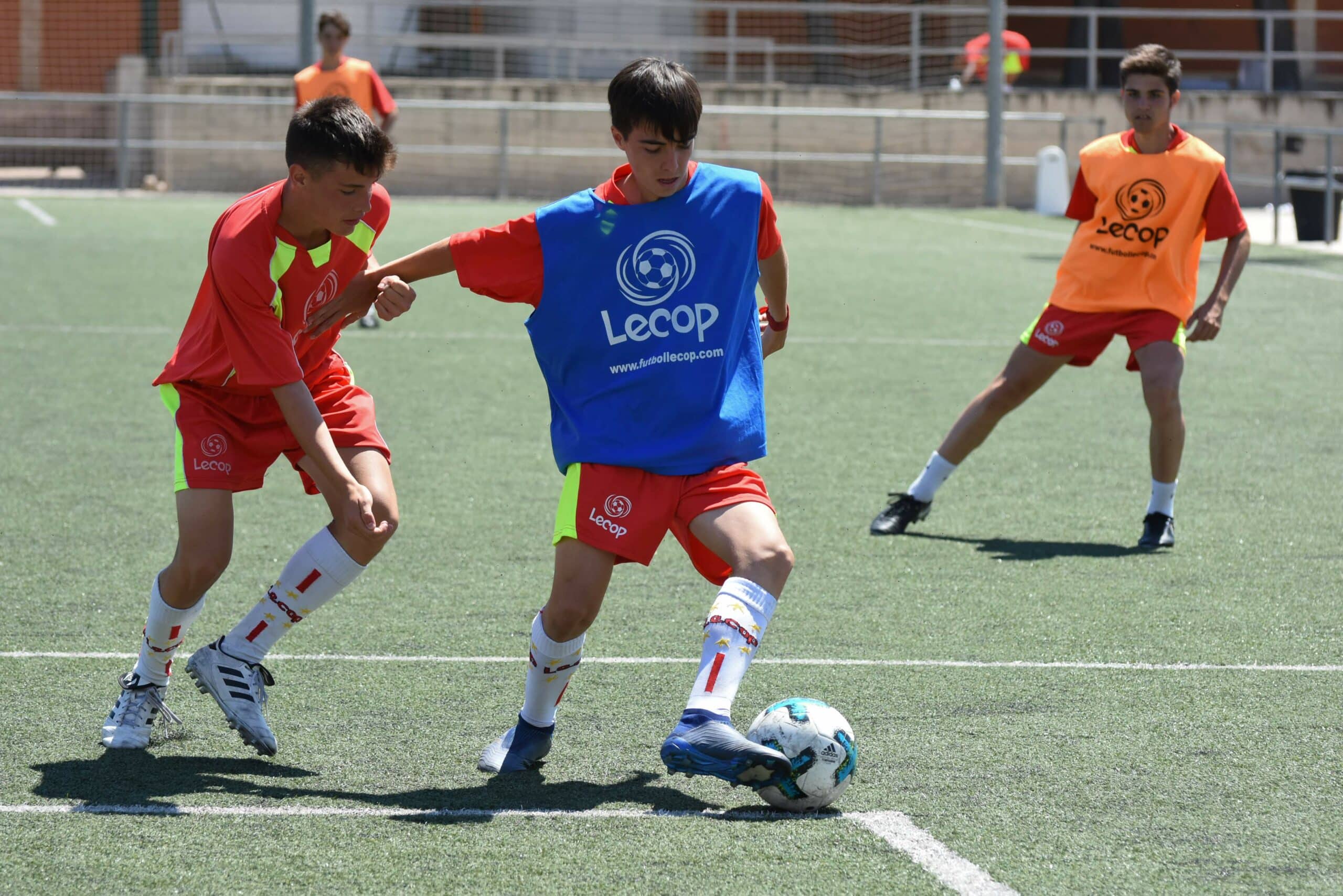 Alumno Lecop Campus Calatayud trabajando regate