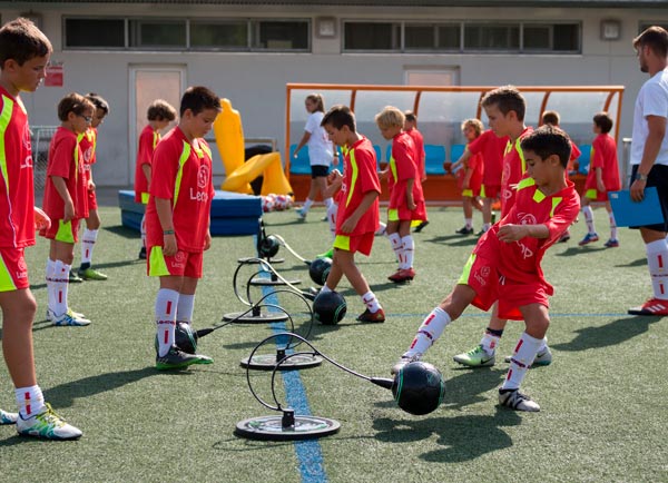 alumnos_campus_futbol_lecop_tocball