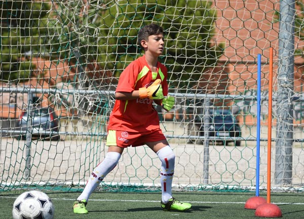 alumno_futbol_lecop_portero_preparado