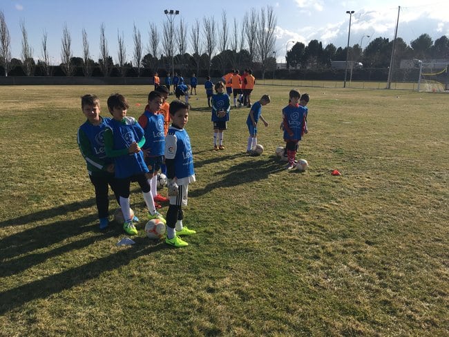 masterclass_figueruelas_alumnos_atendiendo