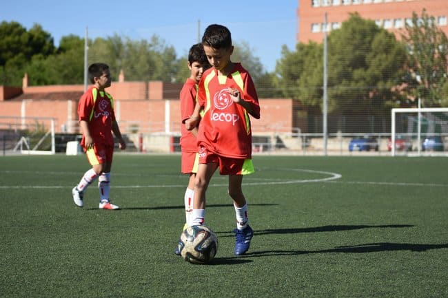 7_razones_para_realizar_estiramientos_al_hacer_deporte_incluso_los_niños_foto_7