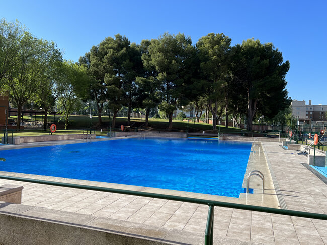 piscina_grande_residencia_pignatelli
