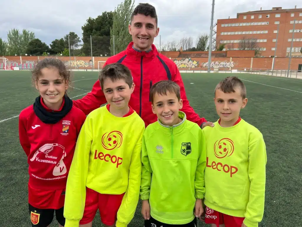 Nuestros afortunados ganadores de nuestro Sorteo Adidas realizado en nuestra Masterclass Lecop Mayo 2025