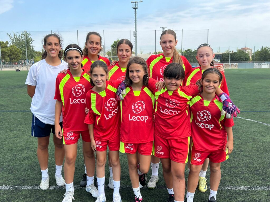 Foto de nuestras chicas de la Semana 3 de nuestro Campus Lecop Verano 2025