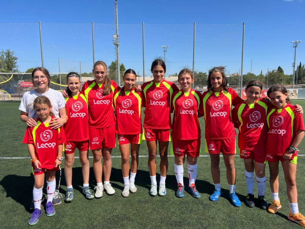 Foto de nuestras chicas de la Semana 6 de nuestro Campus Lecop Verano 2025