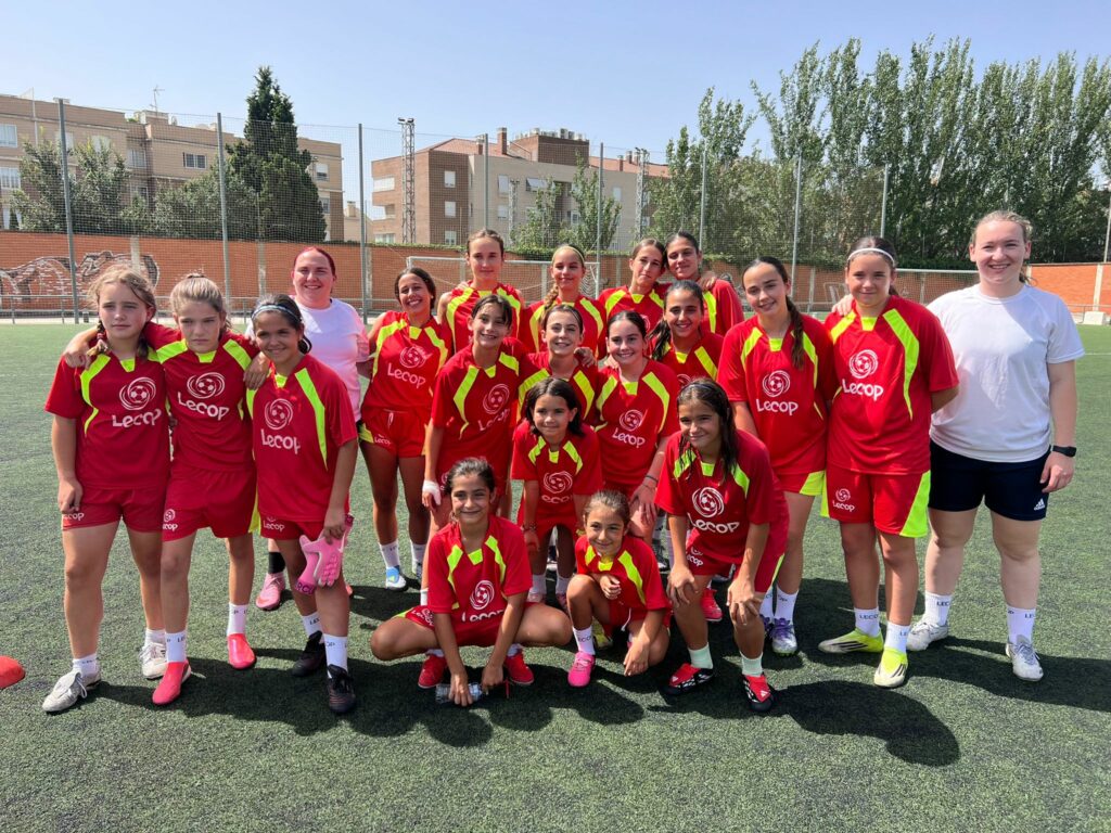 Nuestras alumnas de la primera semana del Campus de Fútbol en Zaragoza