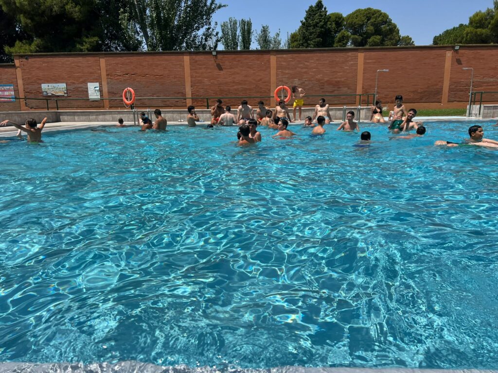 Nuestra refrescante piscina