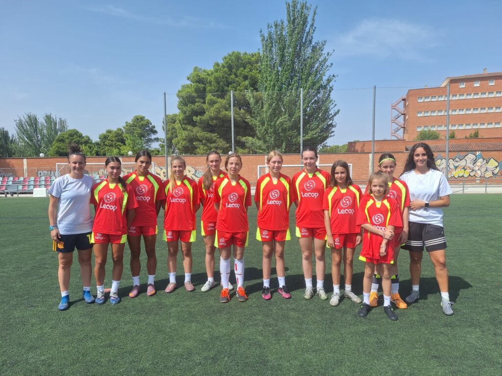 Presencia femenina en nuestro Campus de Fútbol Verano 2026 en la S5